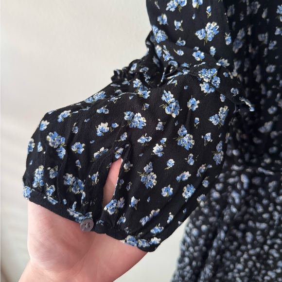 Madewell Black Ruffle-Sleeve Tie-Waist Jumpsuit in Blue Baby's Breath - Small - Picture 9 of 13